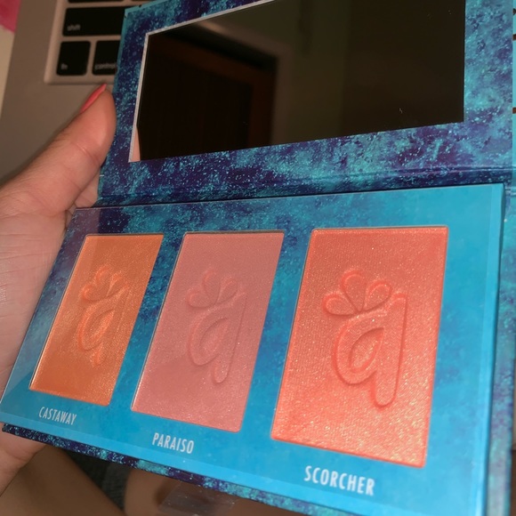 ALAMAR COSMETICS COLORETE BLUSH TRIO LIGHT/FAIR - Picture 4 of 5